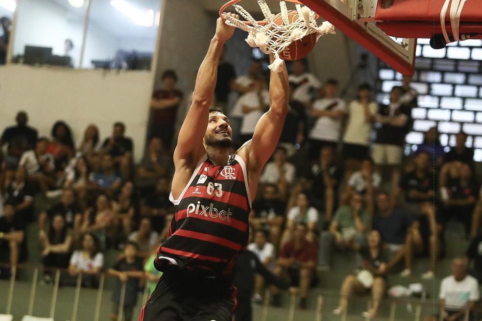 Gallizzi no clássico entre Vasco e Flamengo