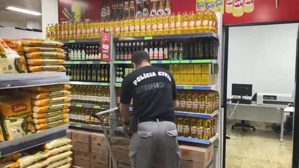 Azeites impróprios para consumo foram apreendidos em supermercados da Grande Vitória, Espírito Santo