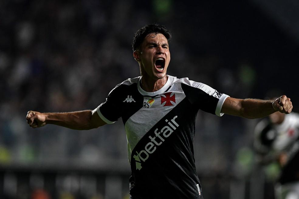 Galdames em ação pelo Vasco