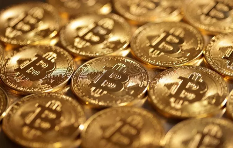 Bitcoin avança e ultrapassa os US$ 66 mil com expectativas do mercado