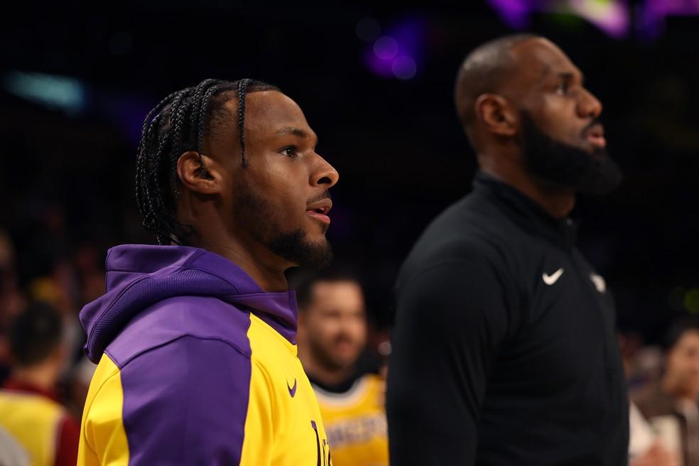 Bronny e LeBron James se tornaram a primeira dupla pai e filho a atuar juntos na NBA