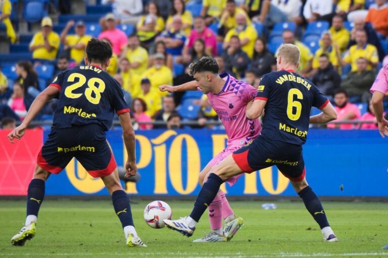 Las Palmas e Girona brigam por vitória em partida decisiva da LaLiga