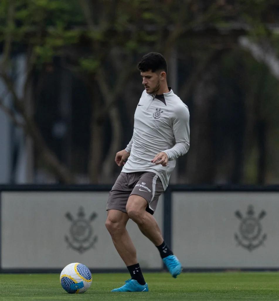 Hugo se preparando para voltar aos campos