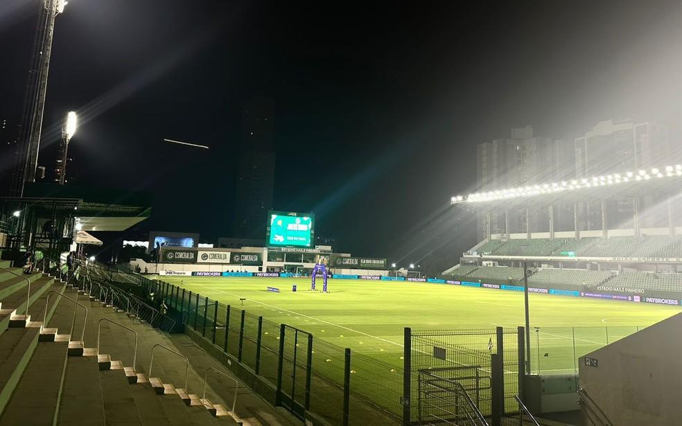 Estádio da Serrinha recebe Goiás x Amazonas nesta noite