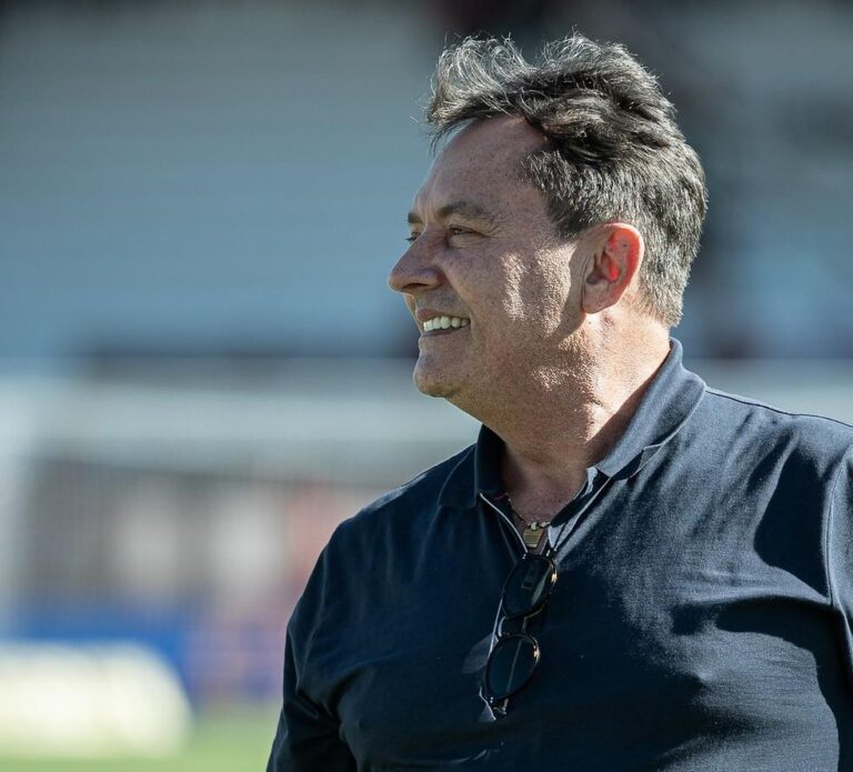 Presidente do Cruzeiro é levado ao hospital antes de jogo da Sul-Americana