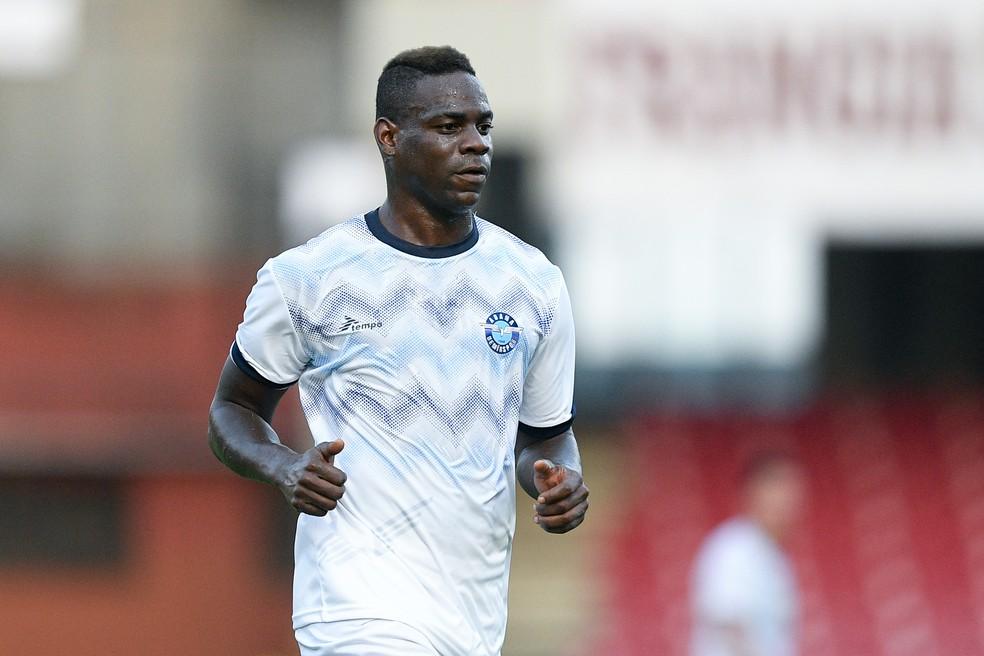 Mario Balotelli em ação pelo Adana Demirspor