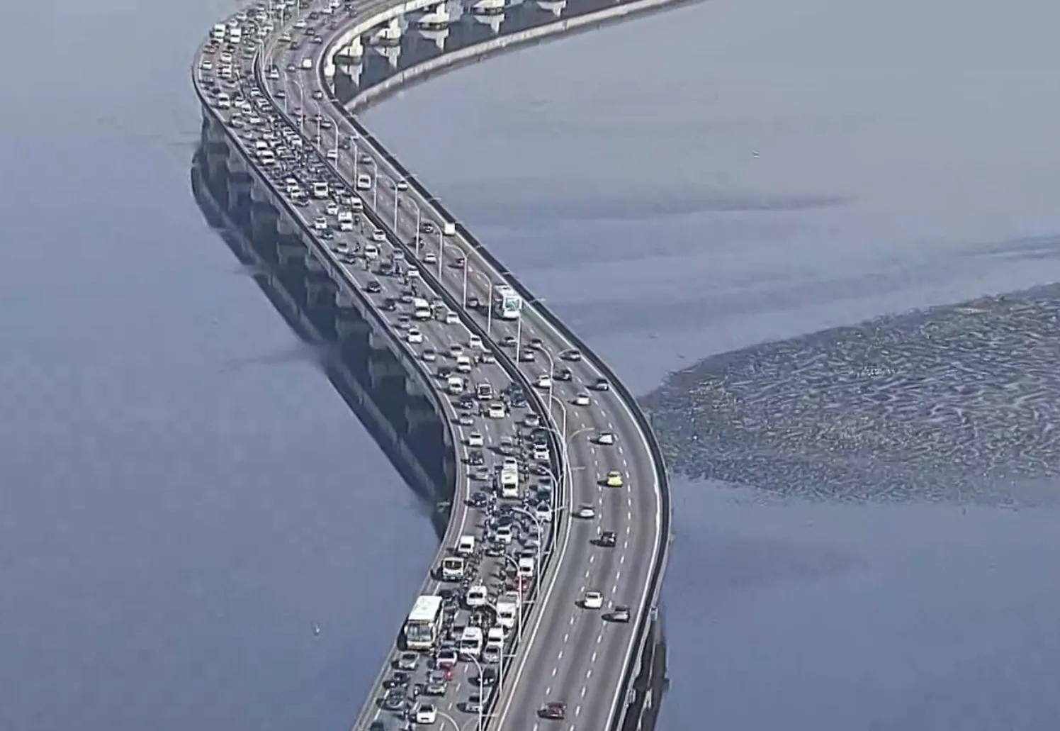 Acidente na Linha Vermelha