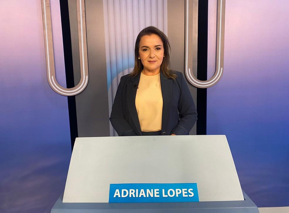 Adriane Lopes já está no auditório