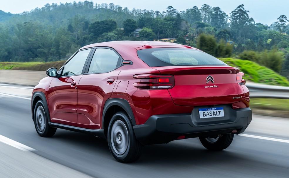 Citroën Basalt é agradável de dirigir na opção com motor turbo