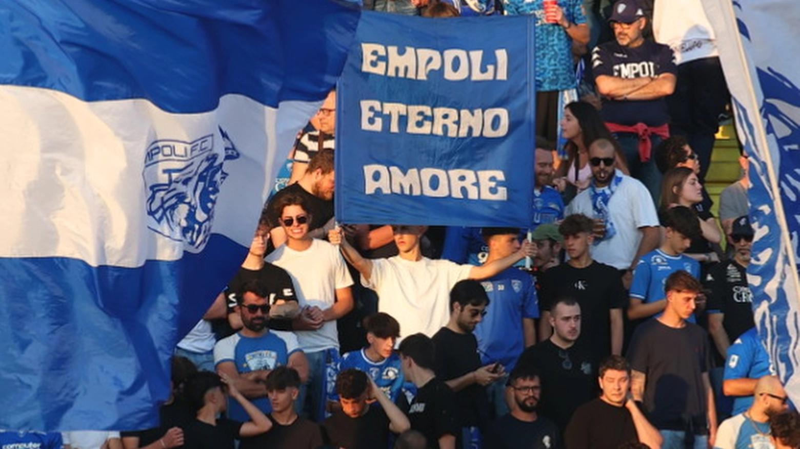 Torcida do Empoli em partida da Serie A