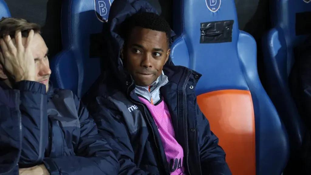 Robinho busca a liberdade após sete meses