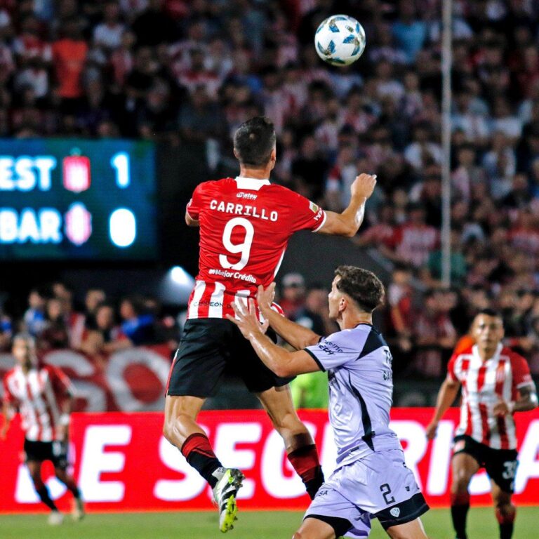 Estudiantes de La Plata enfrenta Barracas Central na Liga Profissional