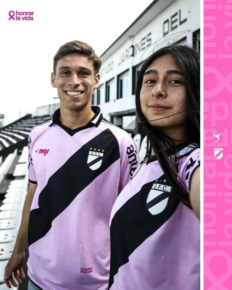 Clubes de Futebol Lançam Camisas em Apoio ao Outubro Rosa 2024