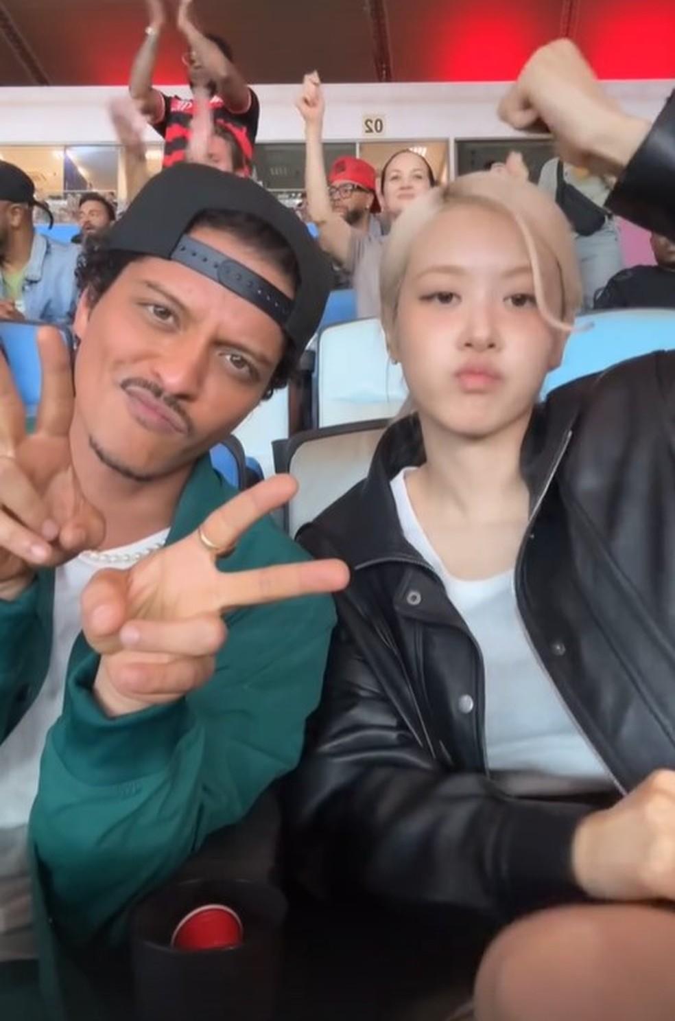 Bruno Mars vai ao Maracanã com a cantora Rosé do Blackpink