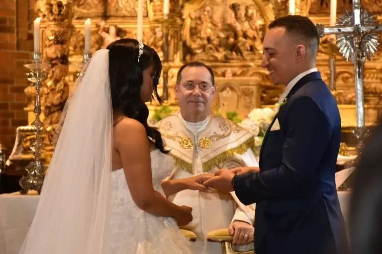 João Gomes e Ary Mirelle: Casamento de Celebridades em Recife