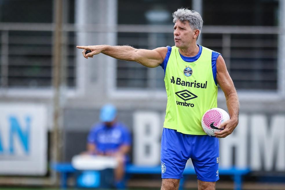 Renato Portaluppi em treino do Grêmio