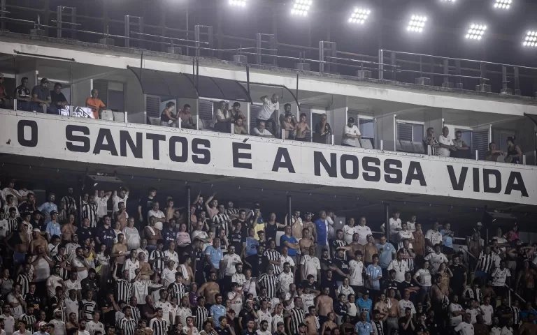 Santos comemora 108 anos da Vila Belmiro e Dia das Crianças em grande estilo