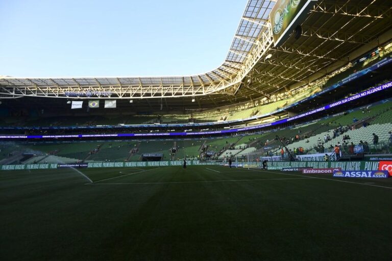 Palmeiras e Fortaleza se enfrentam em duelo decisivo pelo Campeonato Brasileiro