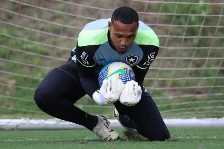 Botafogo Defende Liderança e Invencibilidade contra o Bragantino no Brasileirão