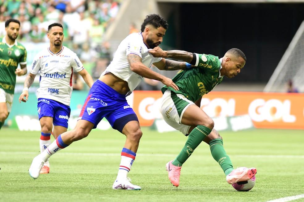 Palmeiras x Fortaleza em ação no Allianz Parque