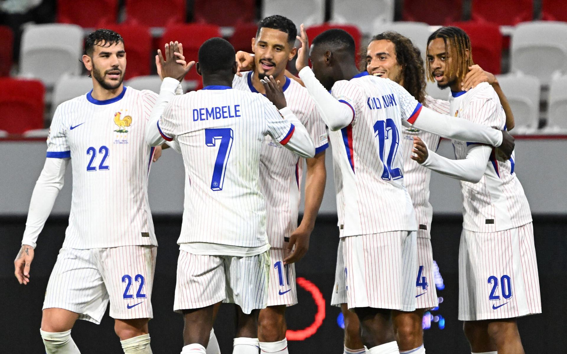 Atacante francês Bradley Barcola comemora o quarto gol contra Israel durante a partida da Nations League.