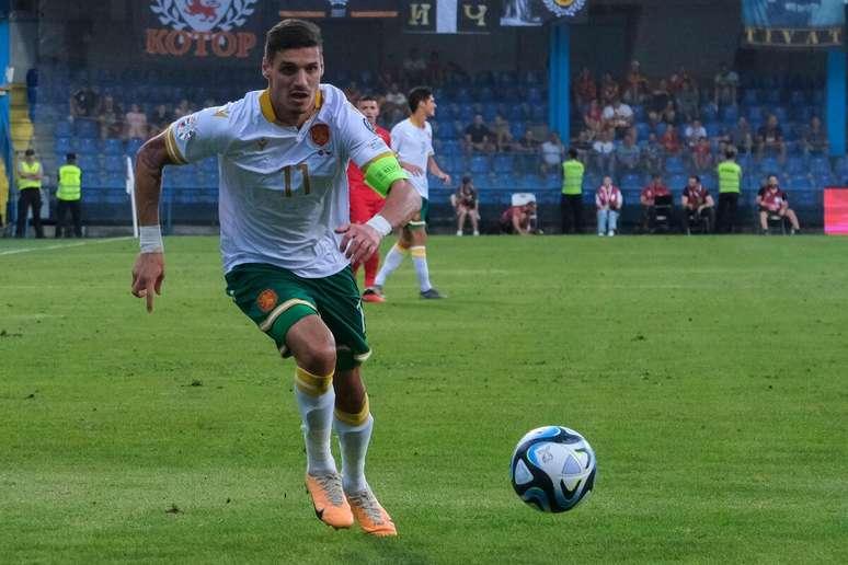 Kiril Despodov durante jogo da Bulgária