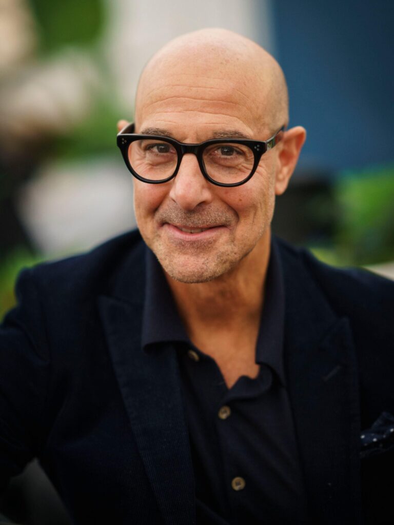 A Verdadeira Jornada de Stanley Tucci: Entre Sucessos e Desafios na Indústria Cinematográfica