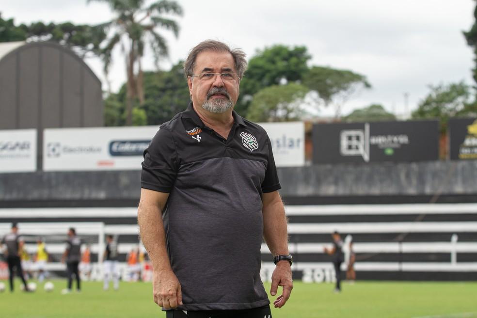 Marco Aurélio Cunha, diretor-executivo do Figueirense