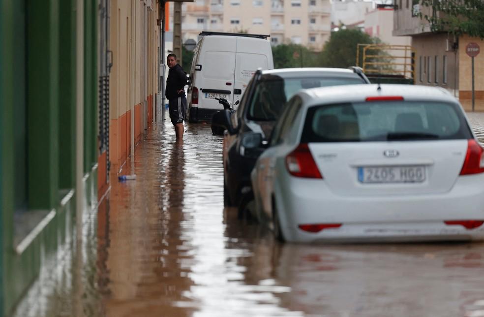 Temporal alagou rua de Catadau, na província de Valência