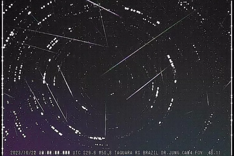 Chuva de Meteoros Oriônidas Atinge Pico de Observação no Brasil