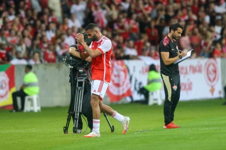 Thiago Maia reencontra Flamengo em grande fase pelo Internacional