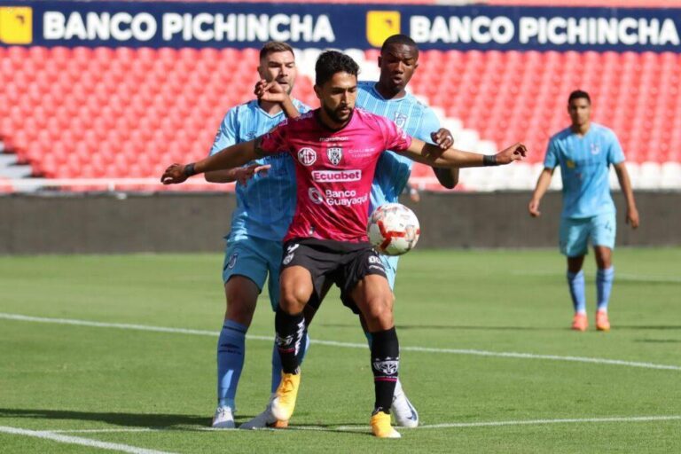 A semifinal da Copa Ecuador acontece nesta terça-feira: detalhes e expectativas