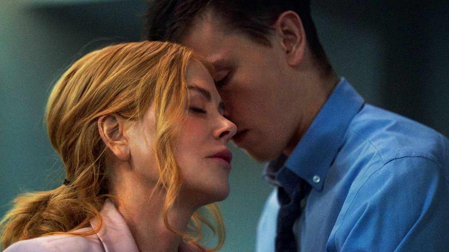 Nicole Kidman e Harris Dickinson em cena de 'Babygirl'.