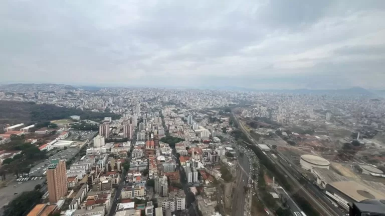 Chuva Forte e Previsão de Tempestades em Belo Horizonte: Alerta da Defesa Civil