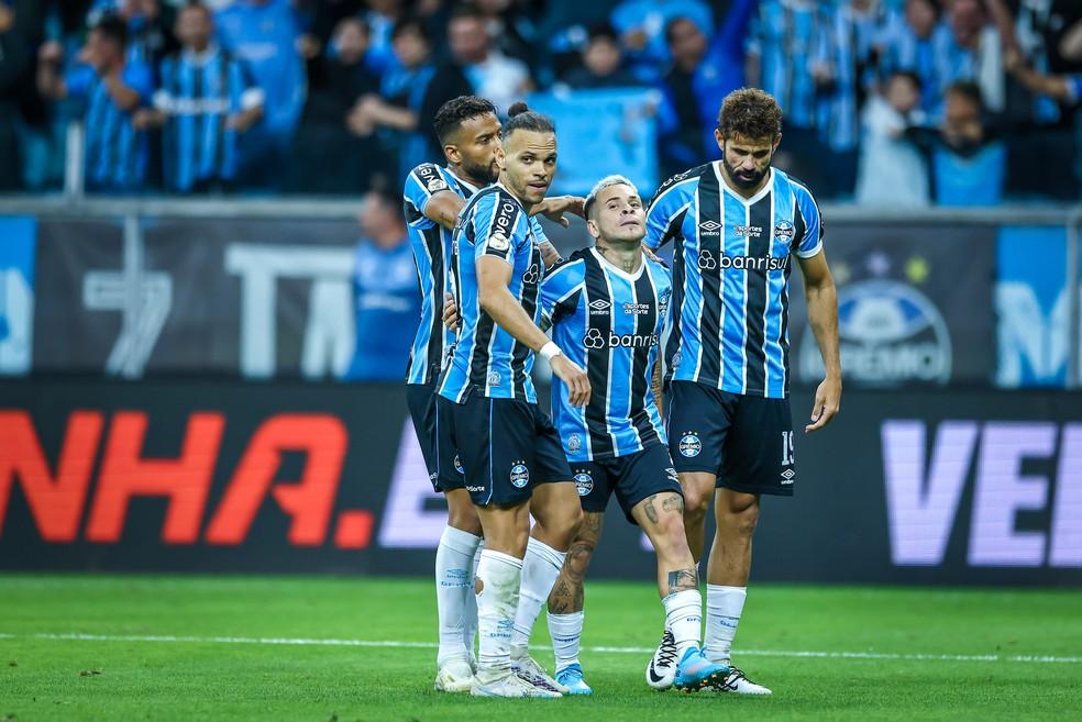 Grêmio vence o Fortaleza na Arena por 3 a 1, no Brasileirão