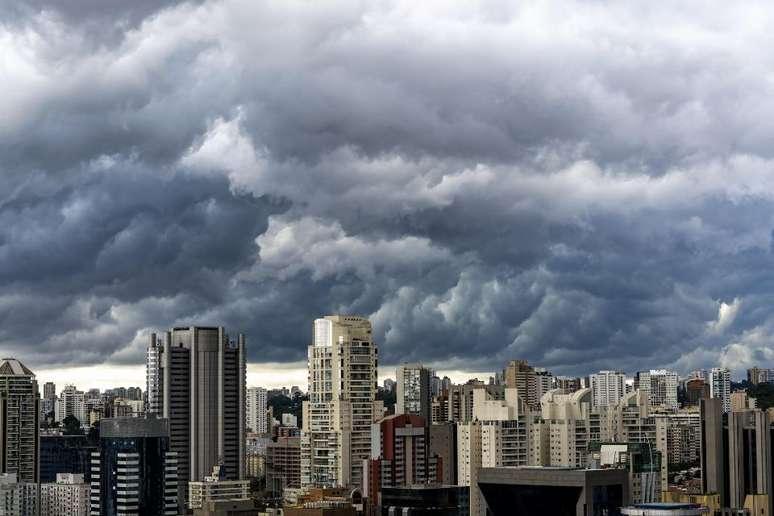 Chuvas voltam a atingir a maior parte do Brasil nos próximos dias.