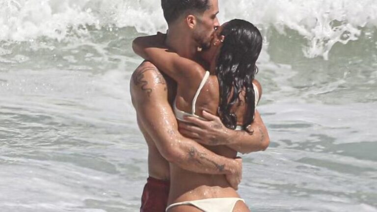 João Guilherme e Bruna Marquezine: Romance em dia de praia no Rio de Janeiro