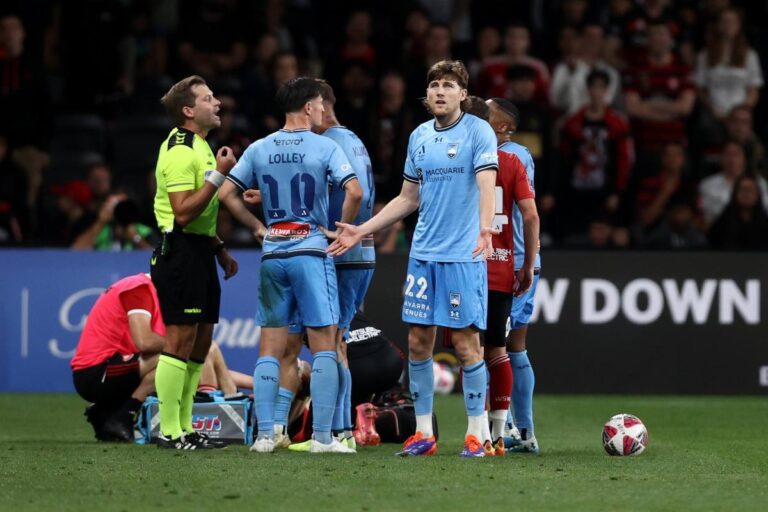 Emoção e Rivalidade Marcam Encontro entre Auckland FC e Sydney FC