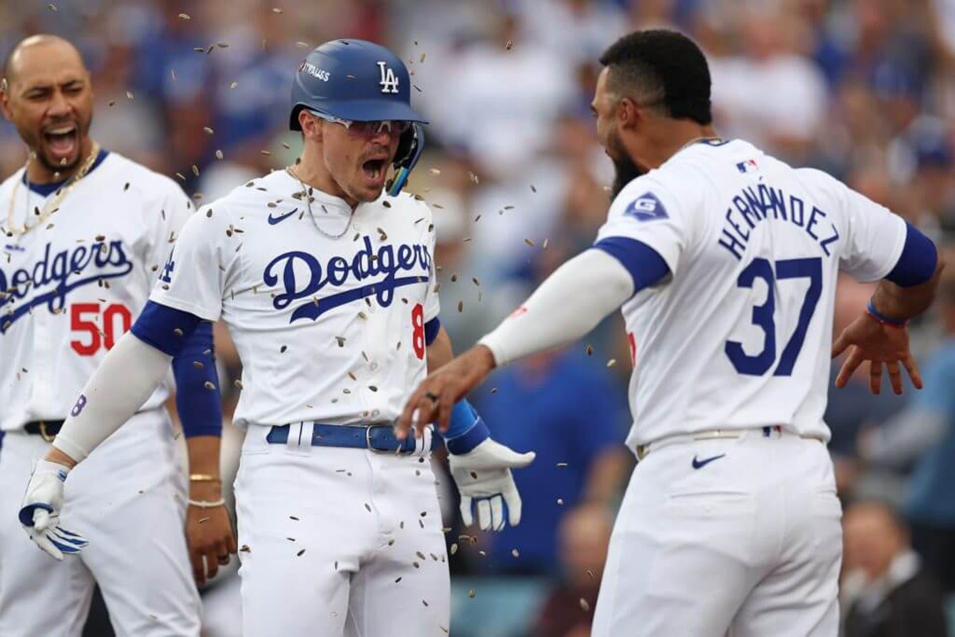 Kiké Hernández celebra home run
