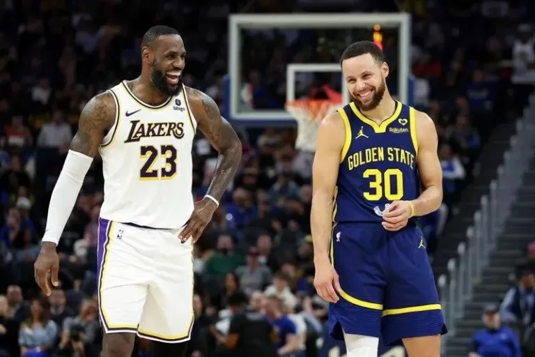 Onde Assistir ao Jogo Golden State Warriors x Los Angeles Lakers na Pré-Temporada da NBA