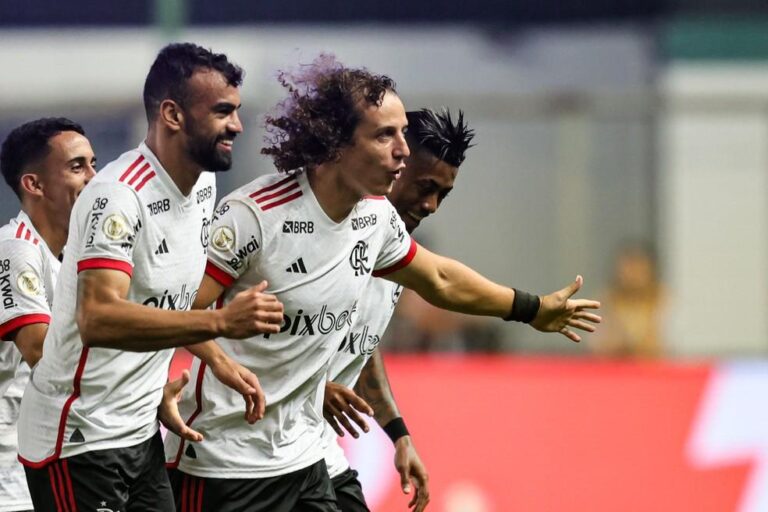 David Luiz marca seu primeiro gol de falta pelo Flamengo e repercute nas redes sociais!