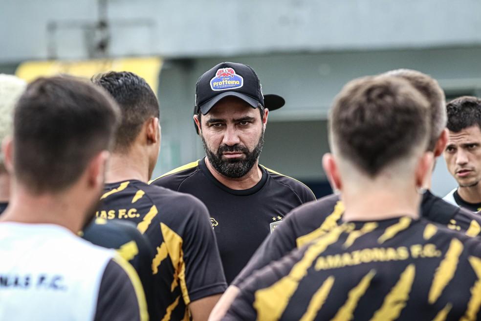 Rafael Lacerda, técnico do Amazonas