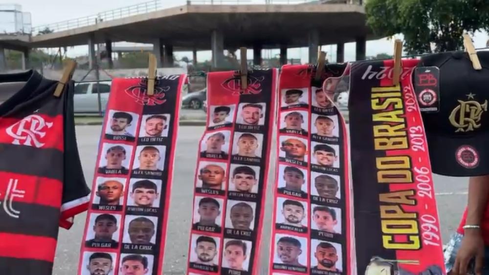 Faixas de campeão vendidas no Maracanã
