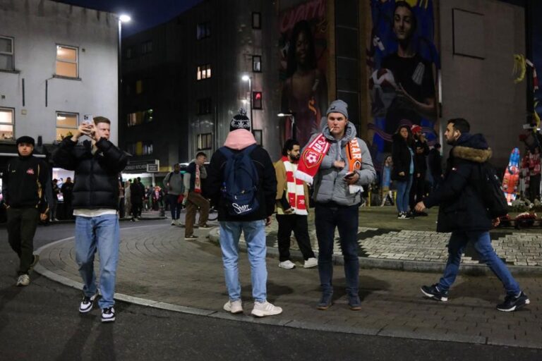 A Prefeitura de Milão Proíbe Bebidas Alcoólicas para Torcida do Arsenal na Champions League