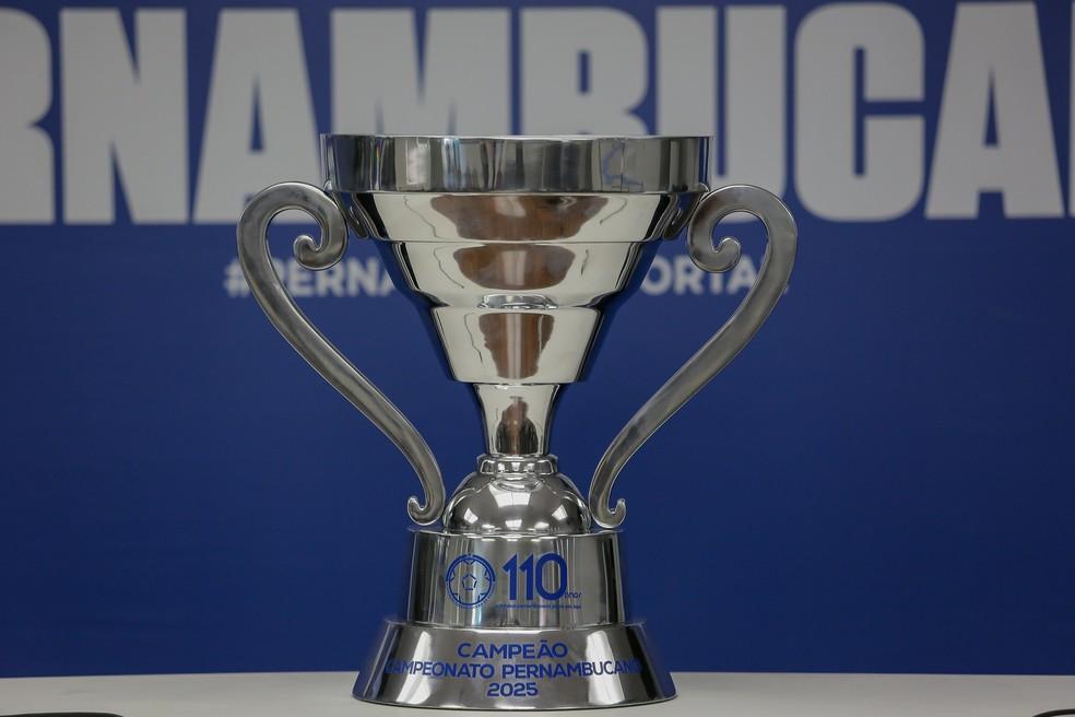 Troféu do Campeonato Pernambucano 2025