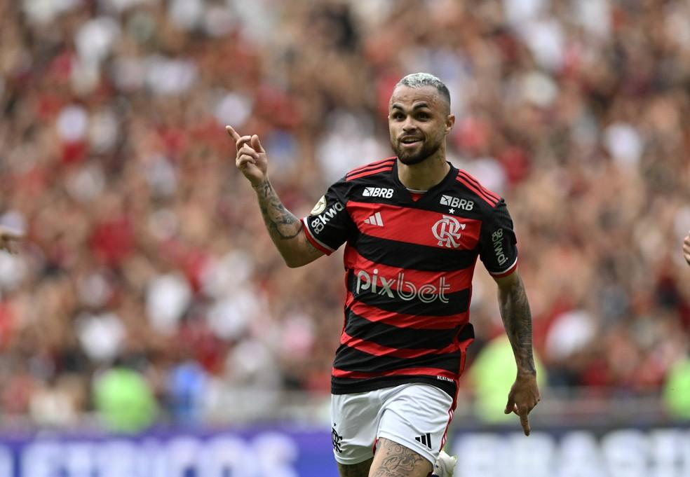 Michael comemora gol em Flamengo x Juventude