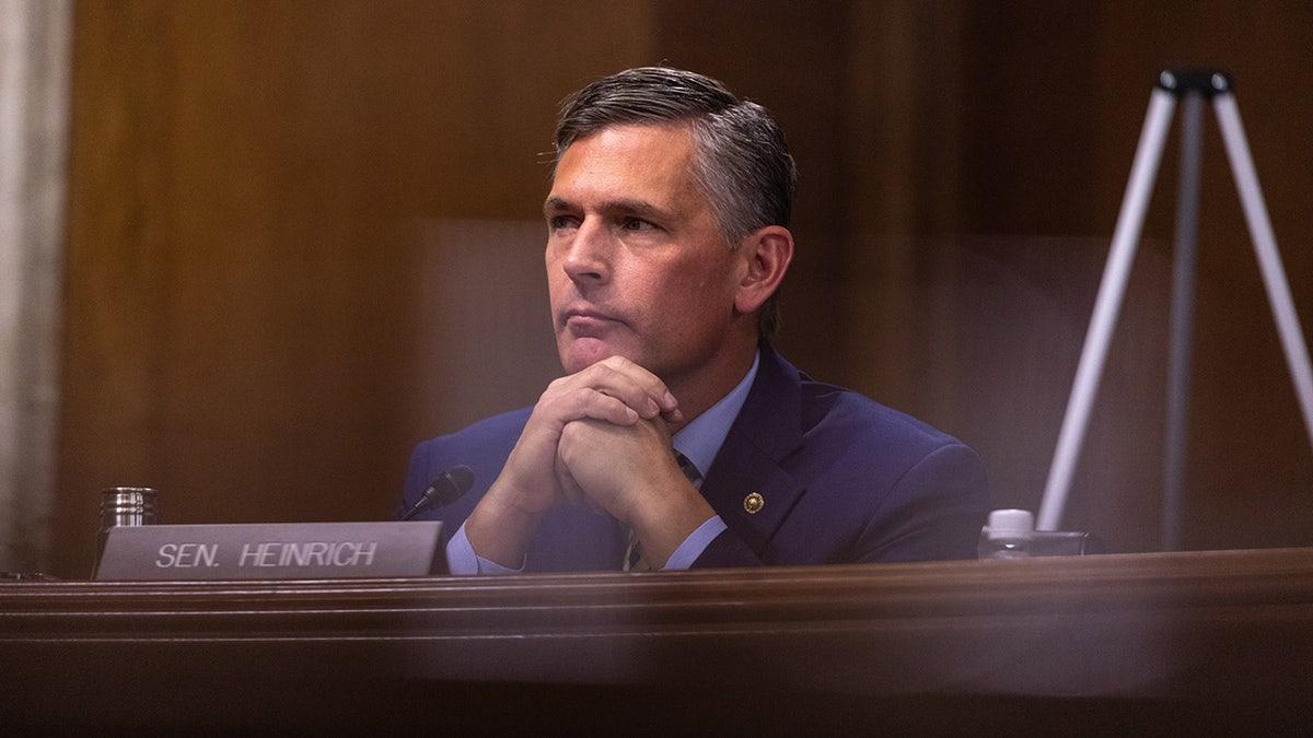 Senador Martin Heinrich durante sessão do Senado