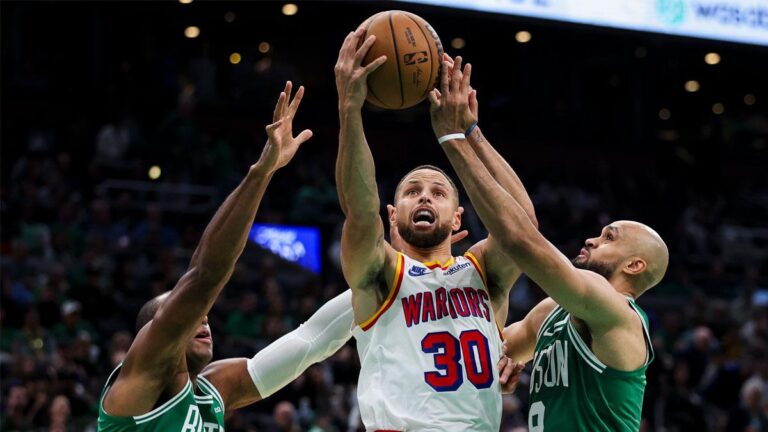 Steph Curry ultrapassa Charles Barkley e faz história na NBA