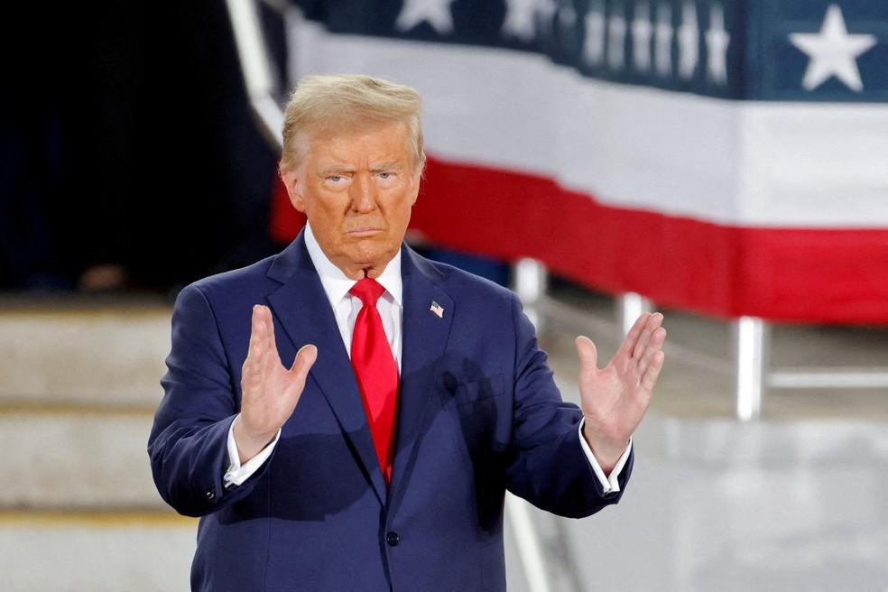 Trump durante evento de campanha na Carolina do Norte em 4 de novembro de 2024