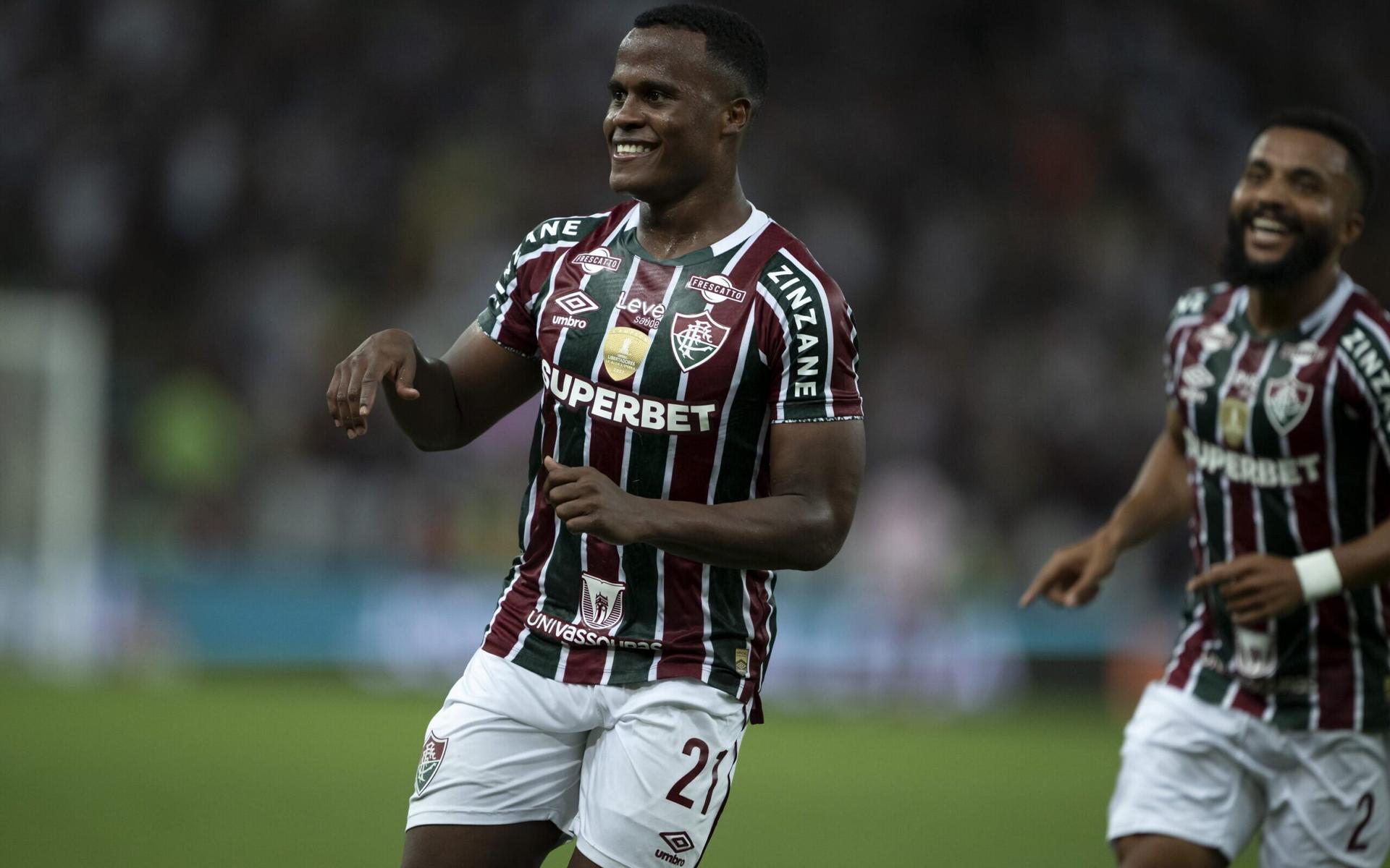 Arias marca gol pelo Fluminense